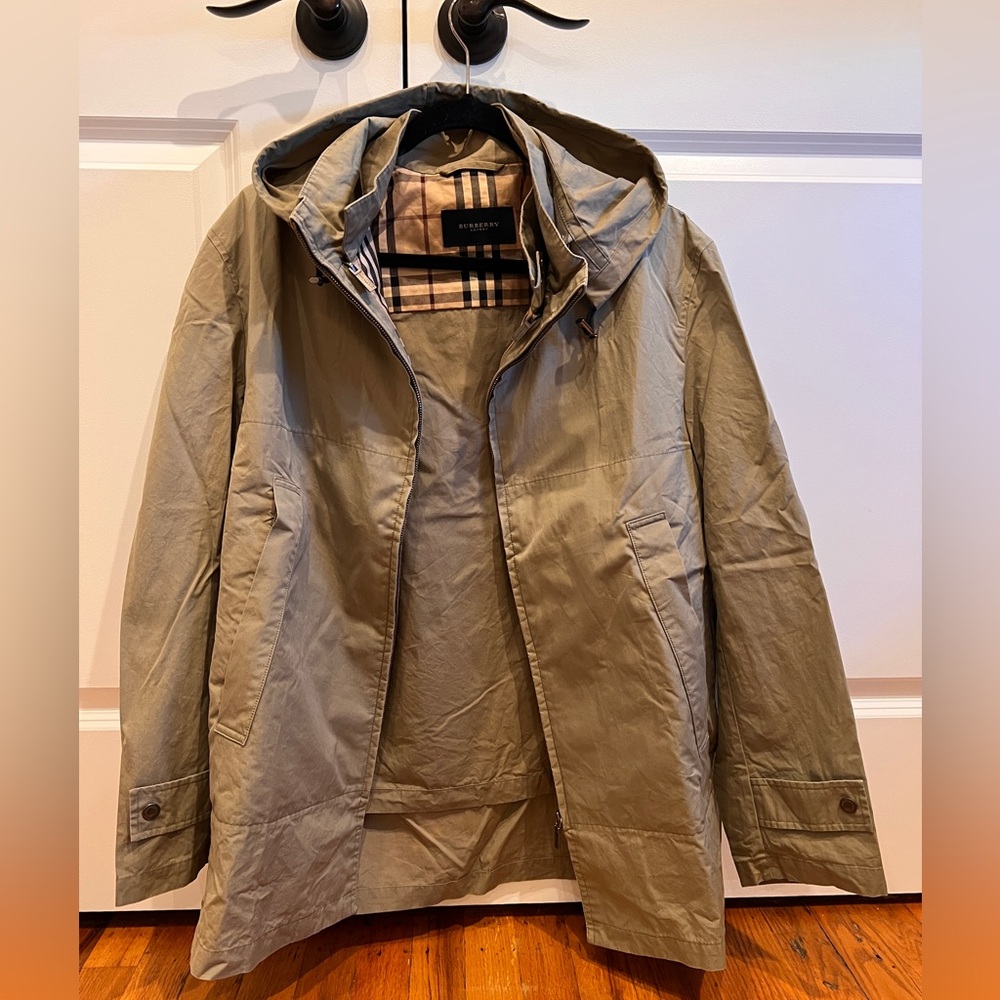 Authentic 2in Burberry Jacket and Vest
